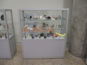 Museum Display Cases Small 173 - small Museum Display Cases Small 173 - small